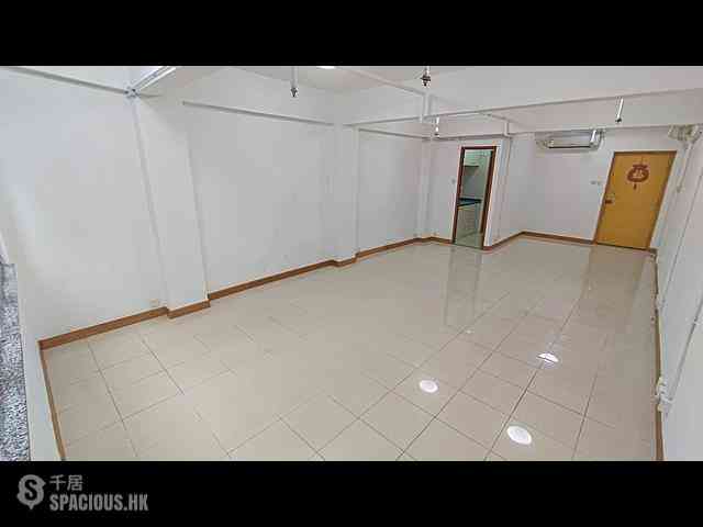 Sheung Wan - Yu Hing Mansion 02