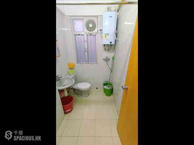 Sheung Wan - Yu Hing Mansion 06