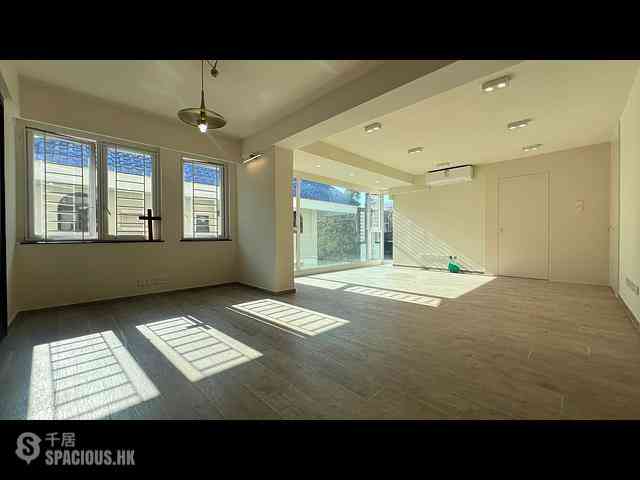 Yau Yat Chuen - Onward Court 03