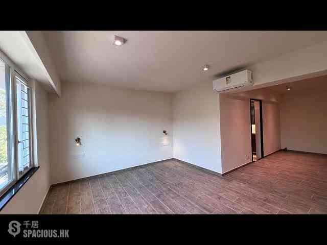Yau Yat Chuen - Onward Court 10