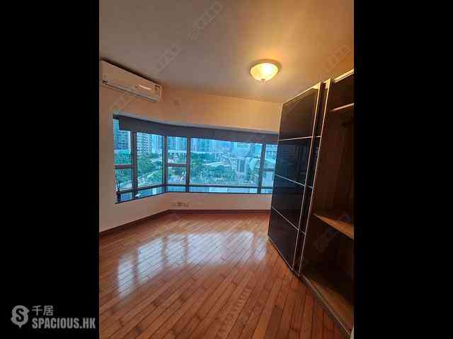 West Kowloon - Sorrento Phase 1 Block 3 04