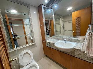 Tseung Kwan O - The Grandiose Block 3 09