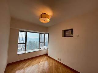 Tseung Kwan O - The Grandiose Block 3 11
