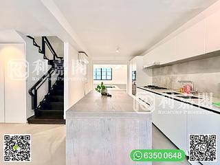 Sai Kung - Spanish Villa 02