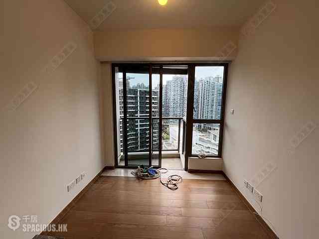 Tseung Kwan O - The Papillons Block 3 01