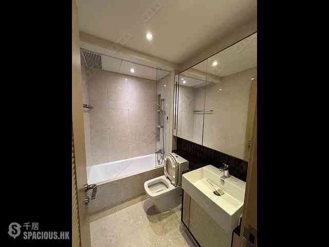 Tseung Kwan O - The Papillons Block 3 07