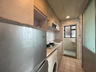 Sai Ying Pun - 1A, High Street 04