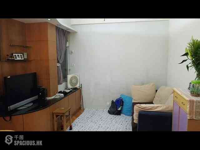 Shek Tong Tsui - Chester Court 03