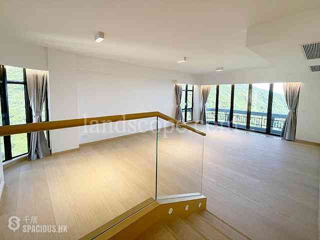 Repulse Bay - Fortuna Court 03