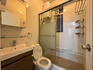 Happy Valley - 6-8, Shing Ping Street 06