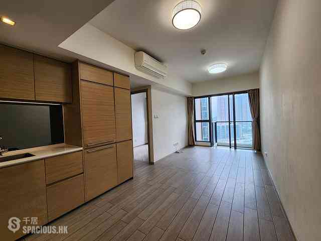 Tseung Kwan O - The Wings IIIA Block 3A 02
