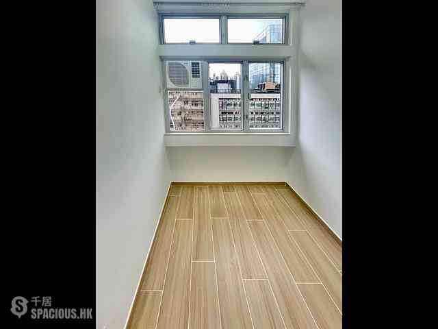 Mong Kok - Sun Hing Building 02