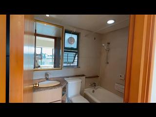 Tai Kok Tsui - Park Avenue Phase 1 Block 7 04