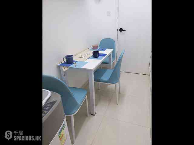 Sheung Wan - 277, Des Voeux Road Central 09