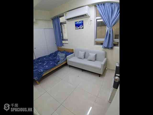 Sheung Wan - 277, Des Voeux Road Central 04