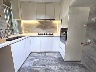 Fortress Hill - Harbour Heights 04