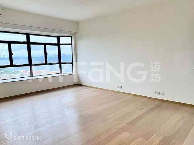 Repulse Bay - Grand Garden Block 1 08