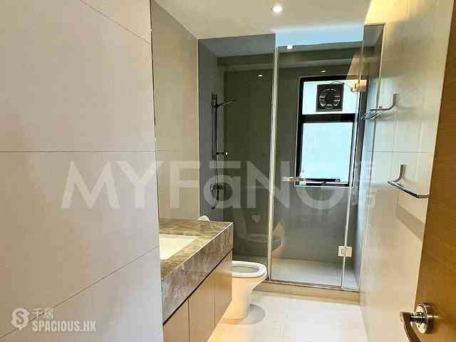 Repulse Bay - Grand Garden Block 1 12