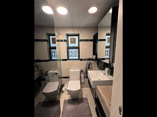 Tai Kok Tsui - Park Avenue Phase 1 Block 7 02
