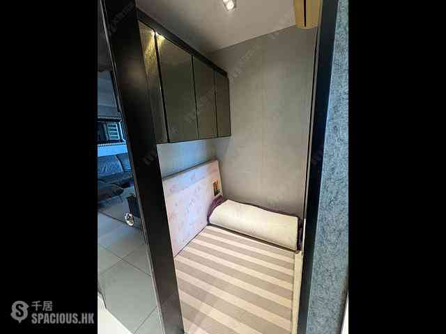 Tai Kok Tsui - Park Avenue Phase 1 Block 7 04