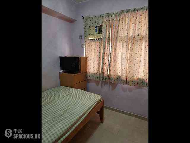 Sai Ying Pun - Tong Nam Mansion 04