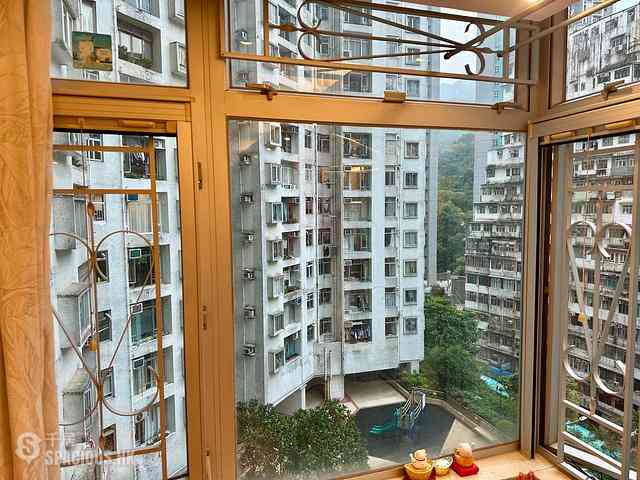 Quarry Bay - Parkvale Tower 1 Cheung Pak Mansion 01