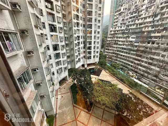Quarry Bay - Parkvale Tower 1 Cheung Pak Mansion 03