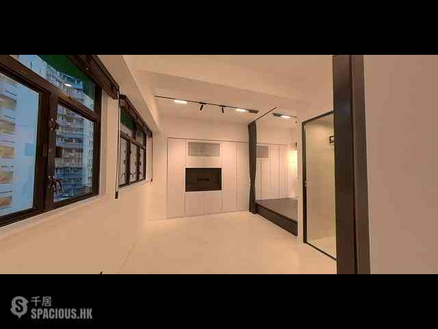 Sai Ying Pun - Yen Shun Mansion 01