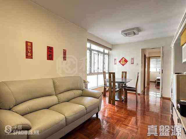 Quarry Bay - Nan Fung Sun Chuen 01