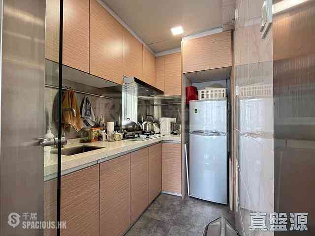 Quarry Bay - Nan Fung Sun Chuen 06