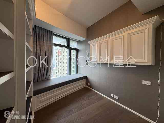 Mid Levels Central - Argenta 11