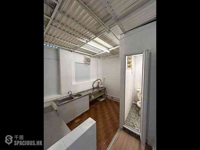 Sai Ying Pun - 31-31A, Pok Fu Lam Road 01