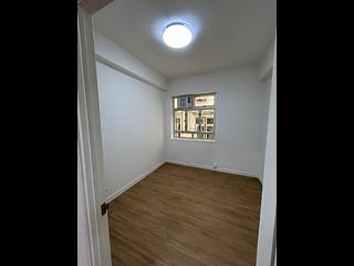 Sai Ying Pun - 31-31A, Pok Fu Lam Road 06