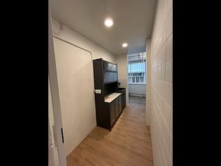 Sai Ying Pun - 31-31A, Pok Fu Lam Road 07