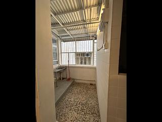 Sai Ying Pun - 31-31A, Pok Fu Lam Road 08