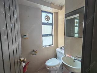 Wan Chai - Suncrest Tower 25