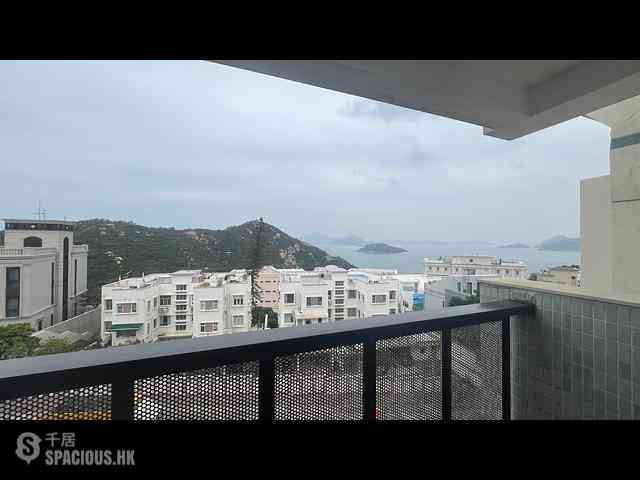 Chung Hom Kok - Villa Piubello 01