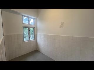Chung Hom Kok - Villa Piubello 06
