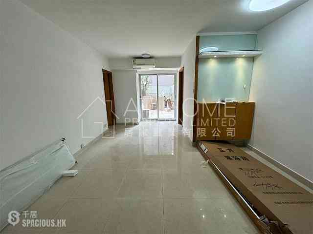 Sai Ying Pun - Yue Sun Mansion 03