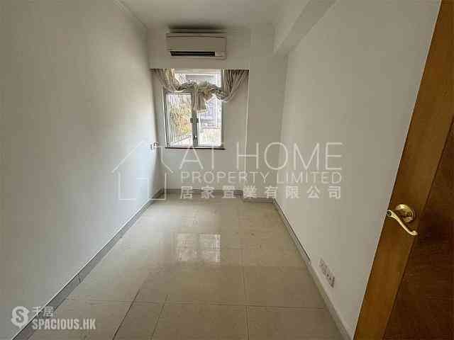 Sai Ying Pun - Yue Sun Mansion 06
