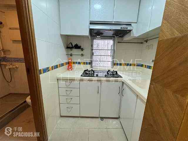 Sai Ying Pun - Yue Sun Mansion 07
