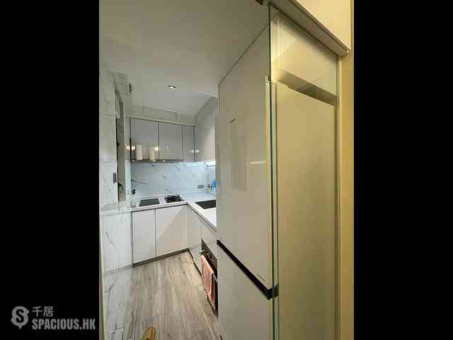 Sai Ying Pun - Elite Court 09
