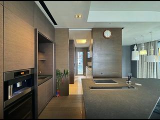 Mid Levels Central - Argenta 03