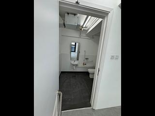 Central - Aveny 06