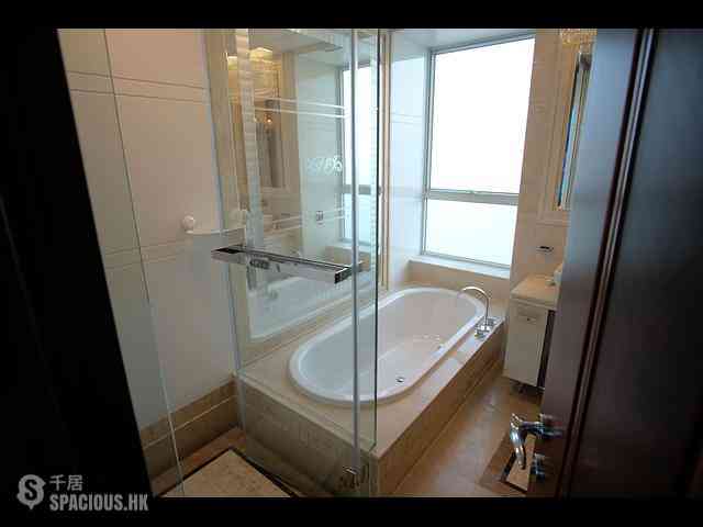Tai Hang - The Legend Block 2 06