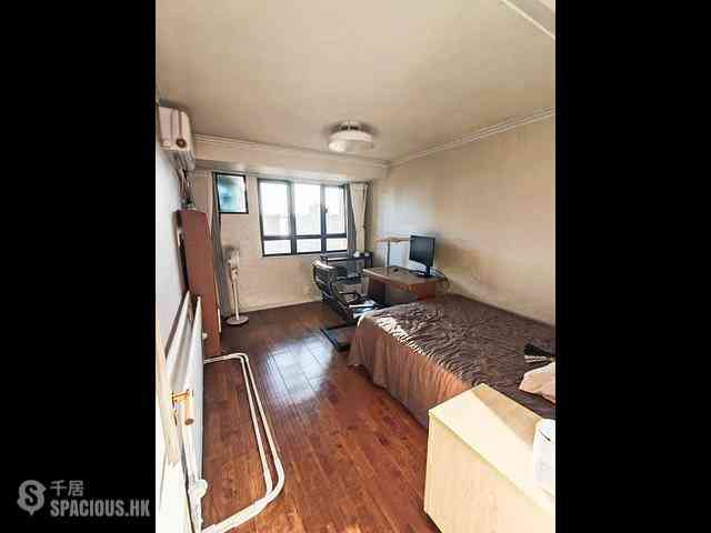 Pok Fu Lam - Baguio Villa Block 23 08