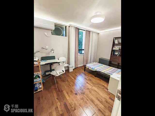 Pok Fu Lam - Baguio Villa Block 23 09