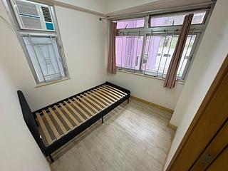Sai Ying Pun - Fung Yu Building 06