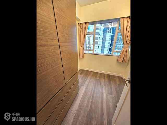 Wan Chai - Wing Tak Building 04