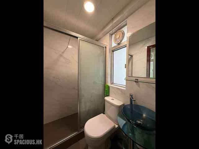 Wan Chai - Hay Wah Building Block B 05